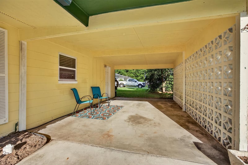 Photo 4 of 517 Renne Dr N, Jacksonville, FL 32218, photographed by Megapixeler
