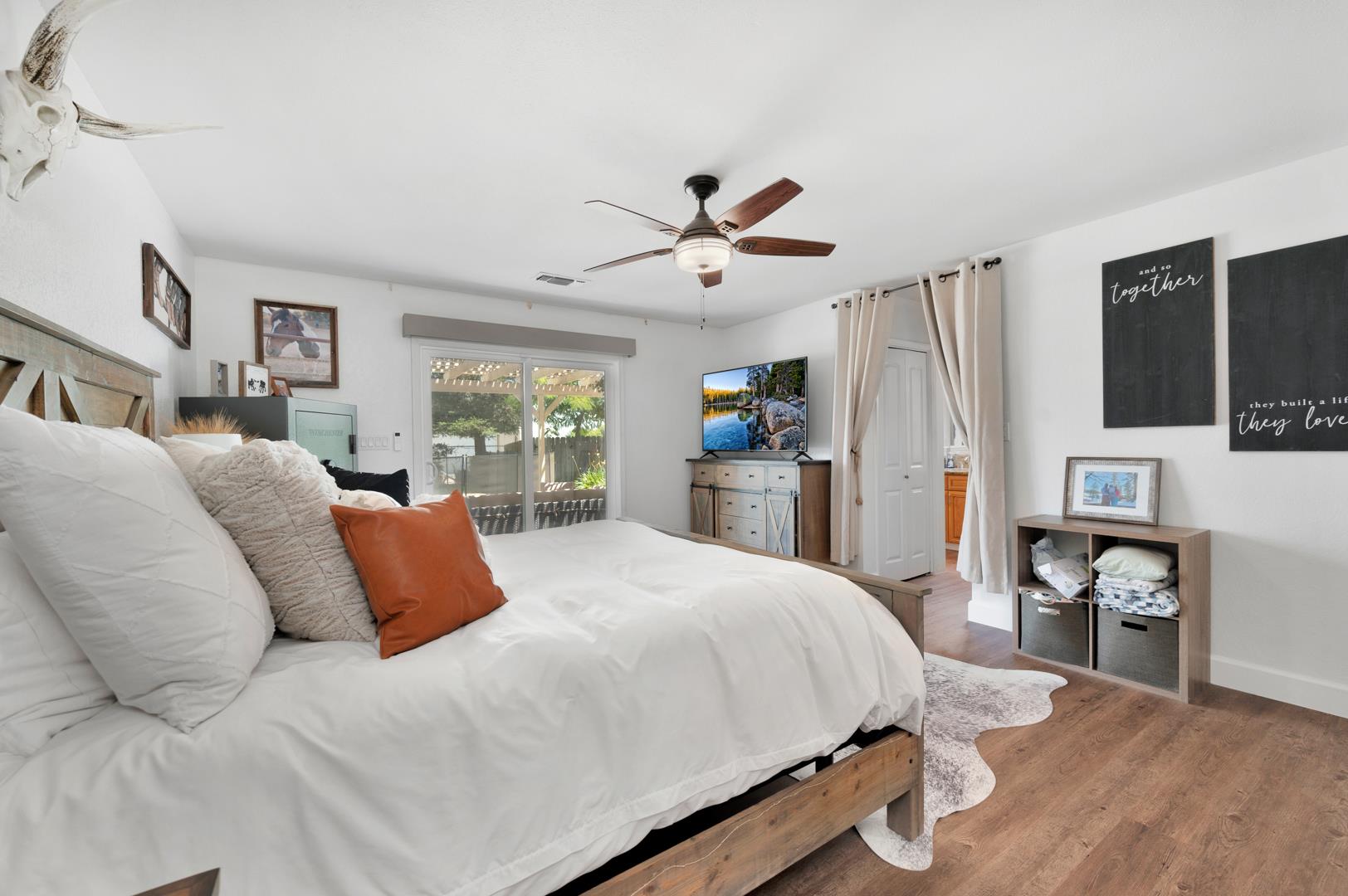 7856 S Del Rey Ave, photo 48