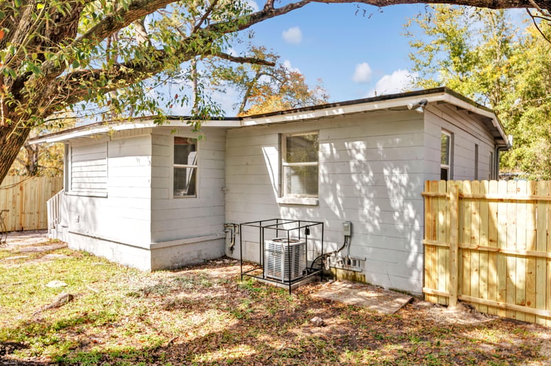 Photo 27 of 1750 W 29th St, Jacksonville, FL 32209, photographed by Megapixeler