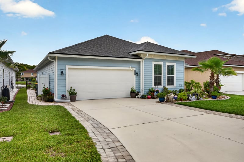 Photo 5 of 9974 Kevin Rd, Jacksonville, FL 32257, photographed by Megapixeler