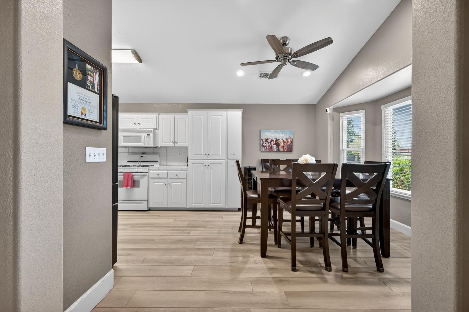 2567 E Tarragon Way, photo 12