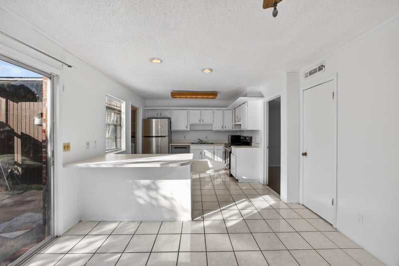 Photo 12 of 4822 Windrush Ln, Jacksonville, FL 32217, photographed by Megapixeler