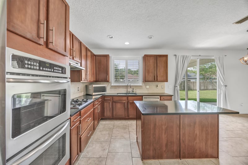 Photo 15 of 1457 Heather Ct, St. Augustine, FL 32092, photographed by Megapixeler