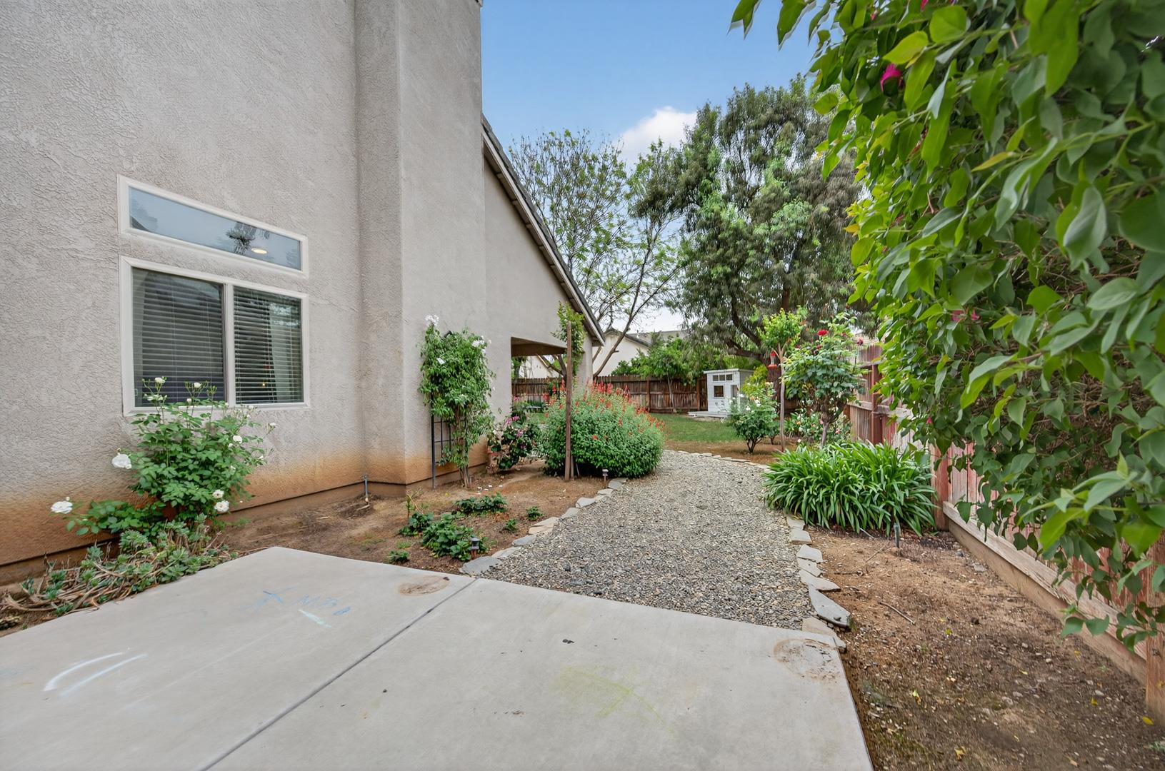 2873 E El Paso Ave, photo 54