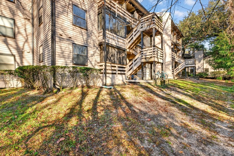 Photo 44 of 1604 Arcadia Dr, Jacksonville, FL 32207, photographed by Megapixeler