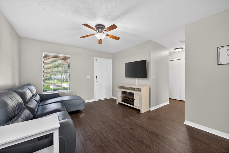 Photo 6 of 212 Beech Brook St, Fruit Cove, FL 32259, photographed by Megapixeler