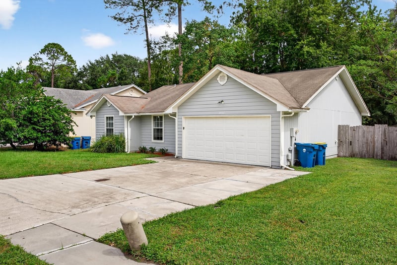 Photo 4 of 2857 Sandy Beach Ln, Jacksonville, FL 32277, photographed by Megapixeler