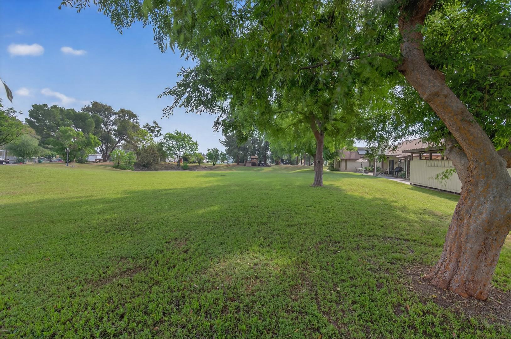 11640 E Sierra Ave, photo 37