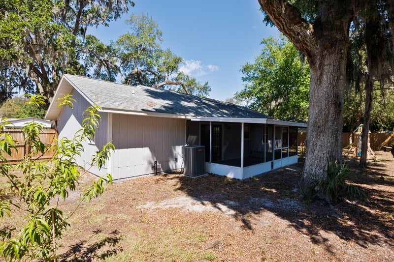 Photo 27 of 111 Husson Ave, Palatka, FL 32177, photographed by Megapixeler