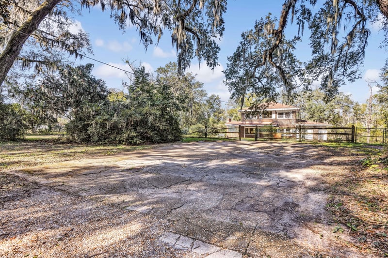 Photo 38 of 511 Arlington Rd N, Jacksonville, FL 32211, photographed by Megapixeler