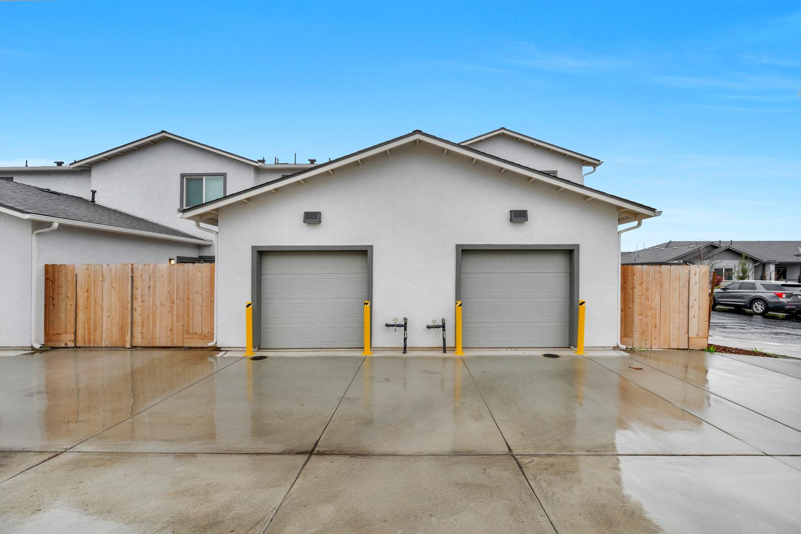 410 S Summit St, photo 36