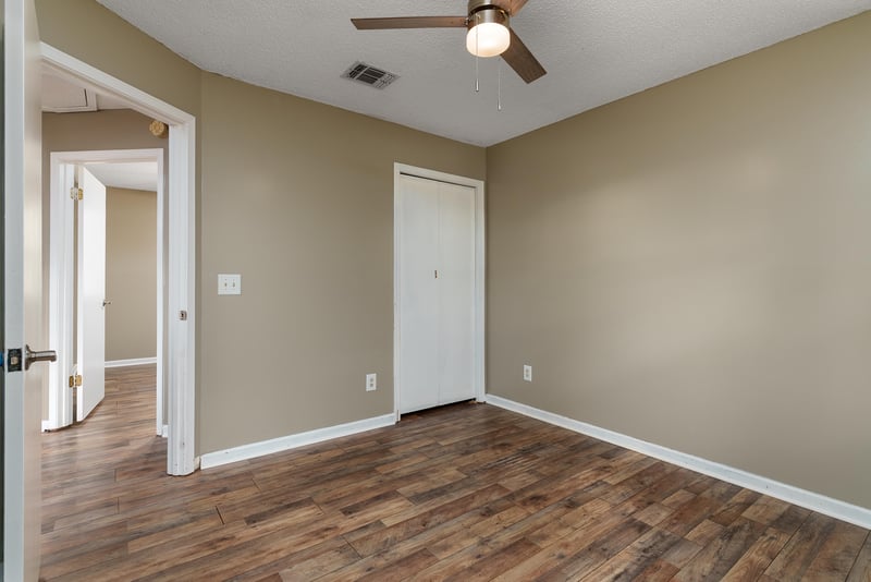 Photo 31 of 6092 Taylor Rd, Jacksonville, FL 32234, photographed by Megapixeler