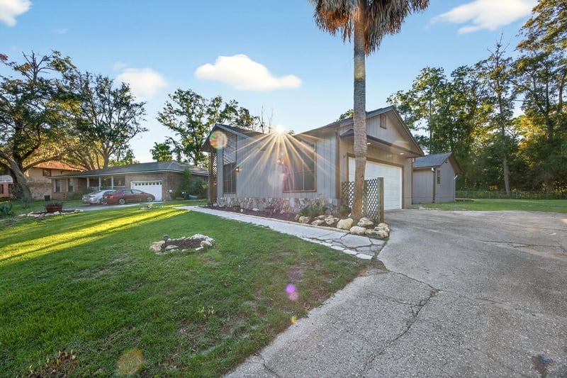 Photo 41 of 2216 Kensington Ln, Orange Park, FL 32073, photographed by Megapixeler
