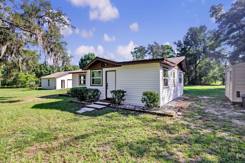 Photo 5 of 450 Taylor Ave, Orange Park, FL 32065, photographed by Megapixeler