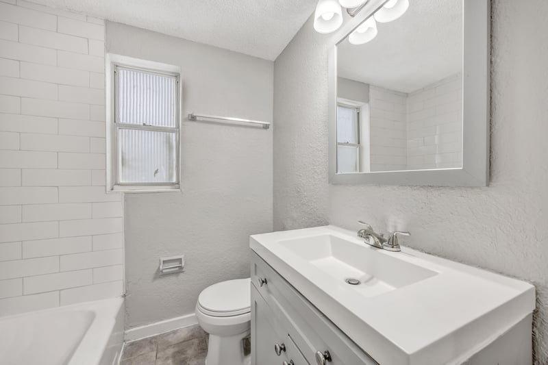Photo 18 of 1750 W 29th St, Jacksonville, FL 32209, photographed by Megapixeler