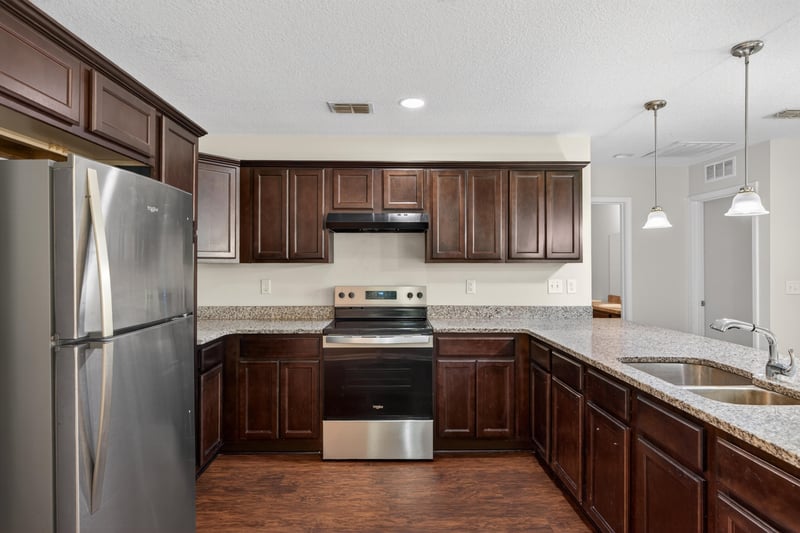 Photo 5 of 3029 Bessent Rd, Jacksonville, FL 32218, photographed by Megapixeler