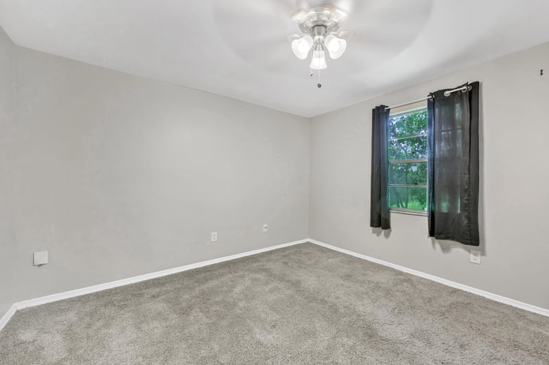 Photo 13 of 2704 Tina Ln, Middleburg, FL 32068, photographed by Megapixeler