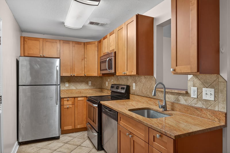 Photo 12 of 4231 Rendale Dr N, Jacksonville, FL 32210, photographed by Megapixeler