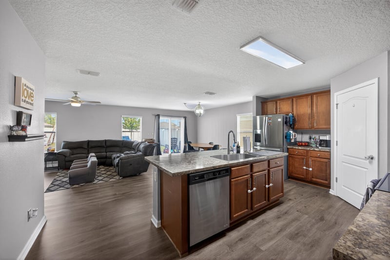 Photo 5 of 1841 Cherry Crk Wy, Middleburg, FL 32068, photographed by Megapixeler