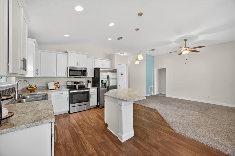 Kitchen Connection at 12272 Cadley Cir, Jacksonville, FL 32219