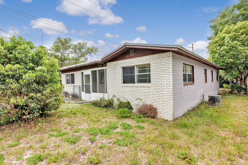 Photo 3 of 810 Moseley Ave, Palatka, FL 32177, photographed by Megapixeler