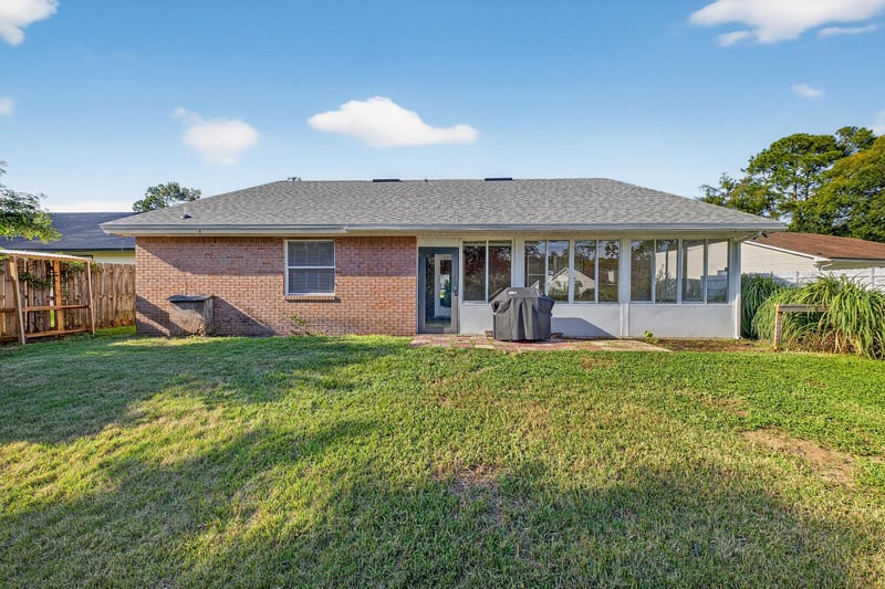 Photo 37 of 478 Shamrock Ave S, Jacksonville, FL 32218, photographed by Megapixeler