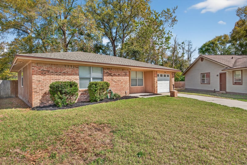 Photo 3 of 5033 Yearling Ln, Jacksonville, FL 32210, photographed by Megapixeler