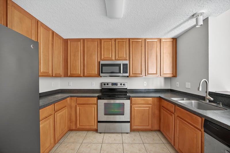 Photo 14 of 7055 Deer Lodge Cir #105, Jacksonville, FL 32256, photographed by Megapixeler