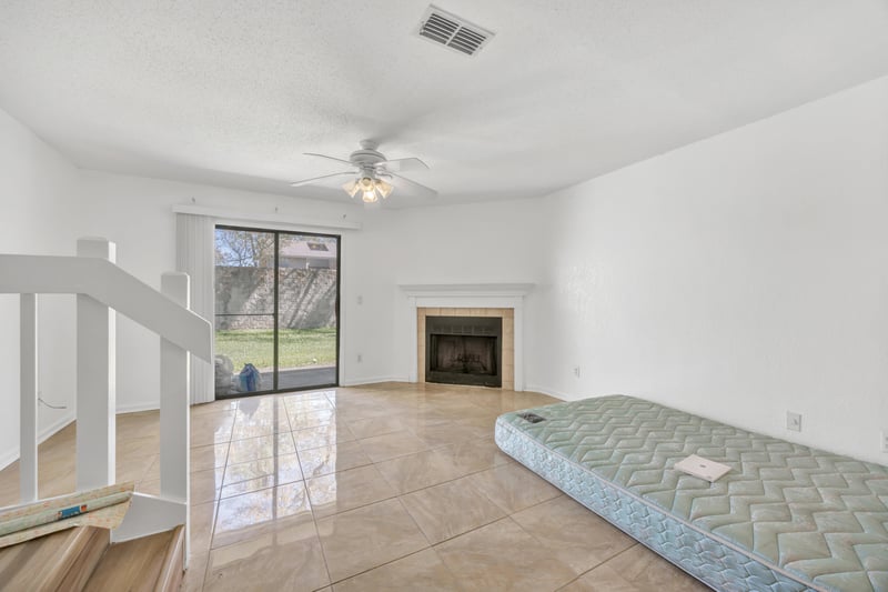 Photo 14 of 8300 Plaza Gate Ln unit 1062, Jacksonville, FL 32217, photographed by Megapixeler
