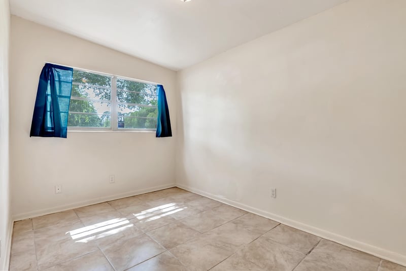 Photo 23 of 4407 Melvin Cir E, Jacksonville, FL 32210, photographed by Megapixeler