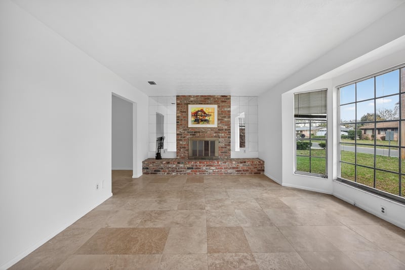 Photo 6 of 2750 Cedarcrest Dr, Orange Park, FL 32073, photographed by Megapixeler