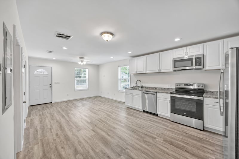 Photo 5 of 2311 Wooddale St, Jacksonville, FL 32207, photographed by Megapixeler