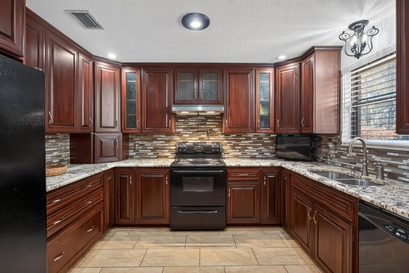 Photo 10 of 2137 Burgoyne Dr, Jacksonville, FL 32208, photographed by Megapixeler