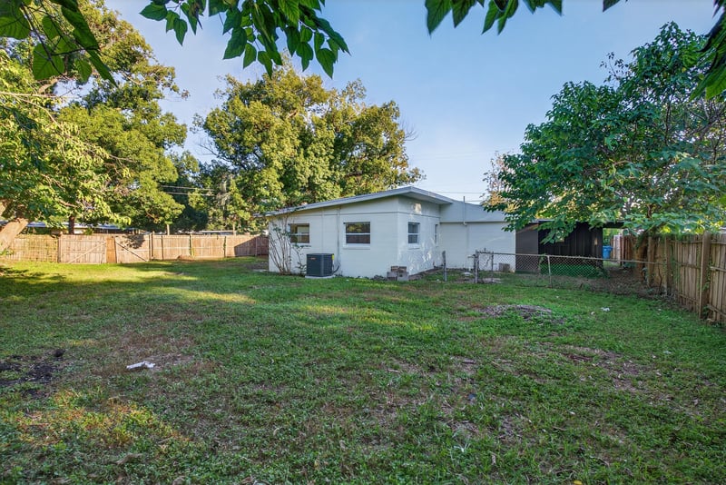 Photo 42 of 6923 King Arthur Rd N, Jacksonville, FL 32211, photographed by Megapixeler