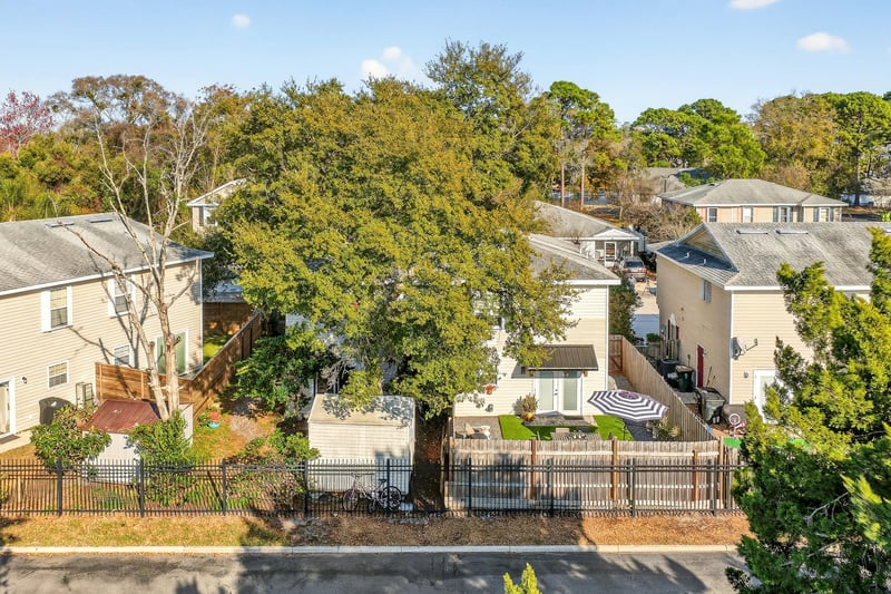 Photo 32 of 1110 Scheidel Ct, Atlantic Beach, FL 32233, photographed by Megapixeler