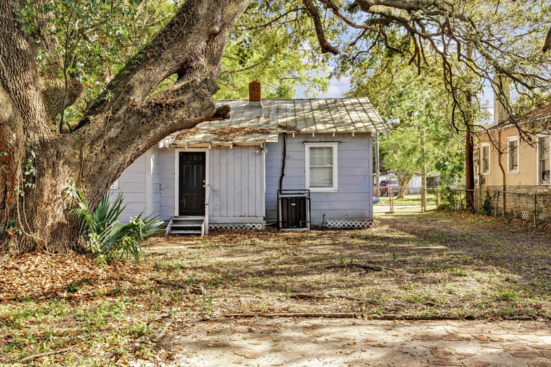 Photo 23 of 1439 W 15th St, Jacksonville, FL 32209, photographed by Megapixeler