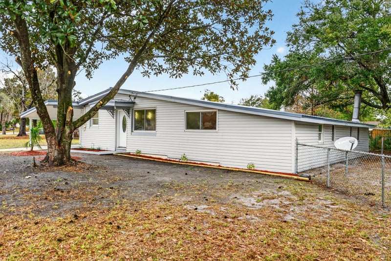 Photo 27 of 4725 Tango Ln W, Jacksonville, FL 32210, photographed by Megapixeler