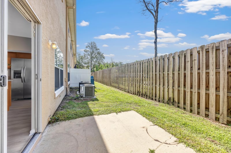 Photo 24 of 5260 Collins Rd unit 907, Jacksonville, FL 32244, photographed by Megapixeler