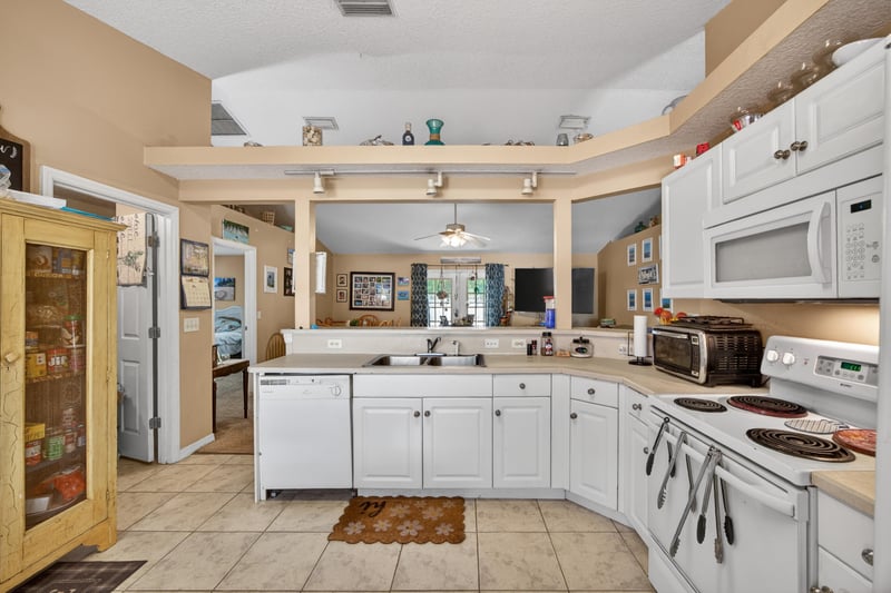 Photo 11 of 778 Alhambra Ave, St. Augustine, FL 32086, photographed by Megapixeler
