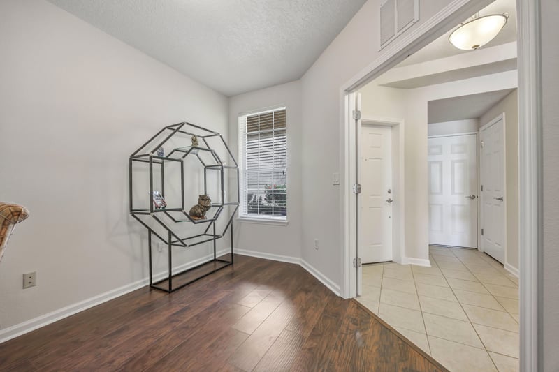 Photo 6 of 6415 White Blossom Cir, Jacksonville, FL 32258, photographed by Megapixeler