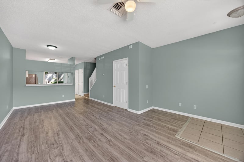 Photo 5 of 12311 Kensington Lakes Dr unit 1106, Jacksonville, FL 32246, photographed by Megapixeler