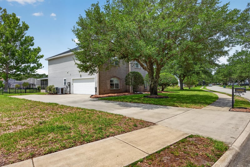 Photo 8 of 11092 Turnbridge Dr, Jacksonville, FL 32256, photographed by Megapixeler