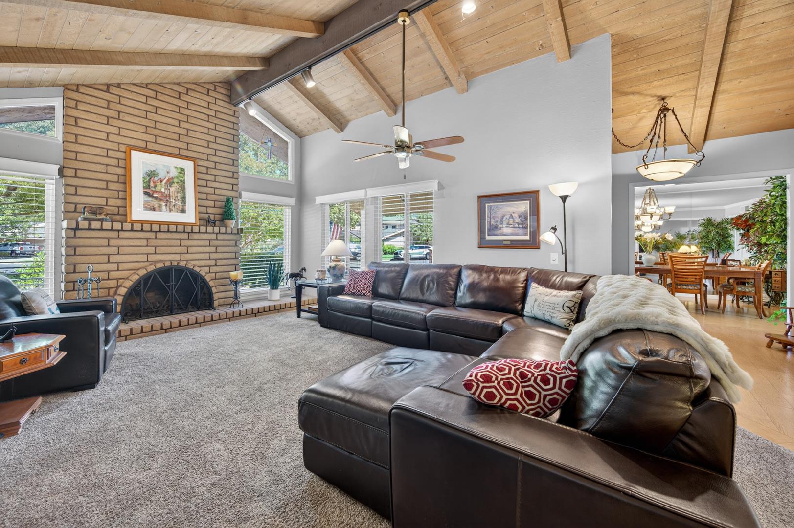3317 W Alluvial Ave, photo 21