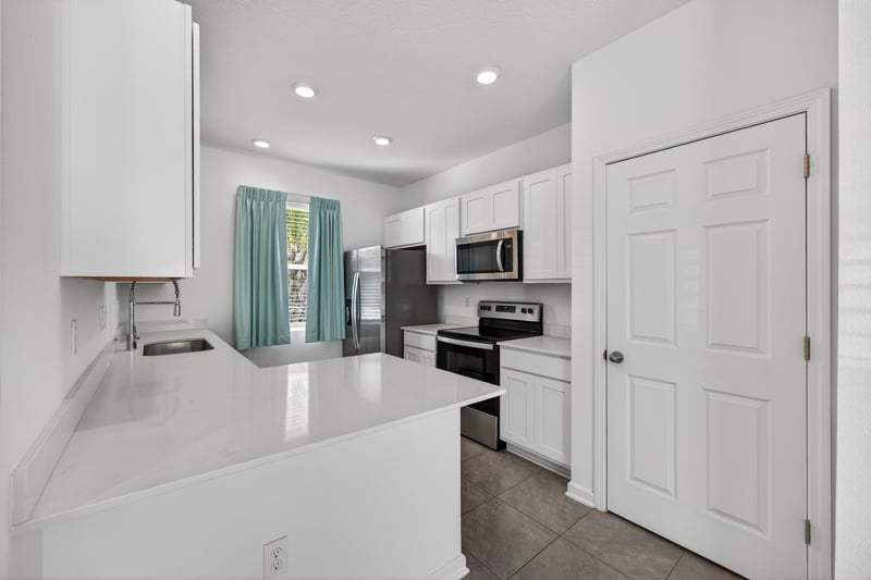 Photo 7 of 125 Elmhurst Ln, St. Augustine, FL 32084, photographed by Megapixeler