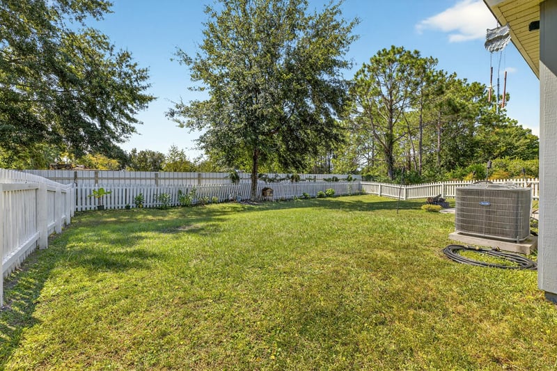 Photo 28 of 12318 Anarania Dr, Jacksonville, FL 32220, photographed by Megapixeler
