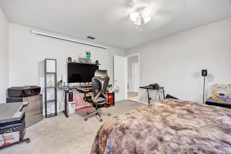 Photo 15 of 7650 Cranberry Ln S, Jacksonville, FL 32244, photographed by Megapixeler