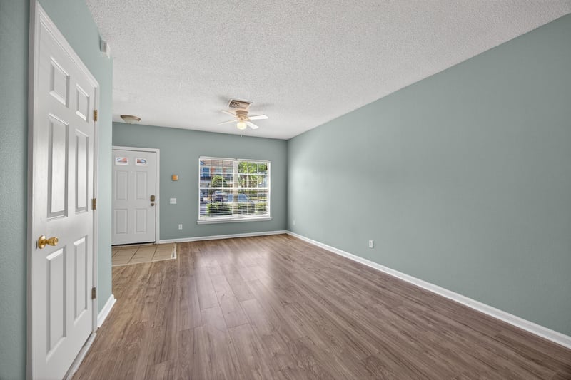Photo 7 of 12311 Kensington Lakes Dr unit 1106, Jacksonville, FL 32246, photographed by Megapixeler