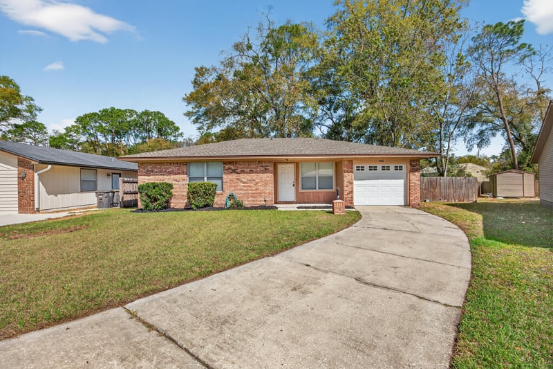 Photo 2 of 5033 Yearling Ln, Jacksonville, FL 32210, photographed by Megapixeler