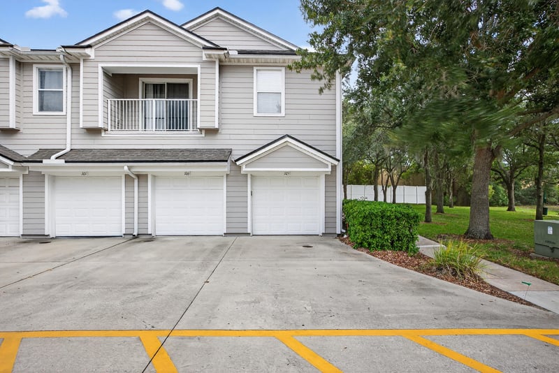Photo 2 of 7055 Deer Lodge Cir #105, Jacksonville, FL 32256, photographed by Megapixeler