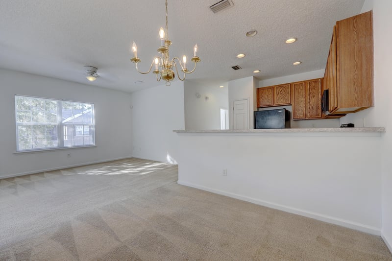 Dining Area at 12301 Kernan Forest Blvd unit 2106, Jacksonville, FL 32225